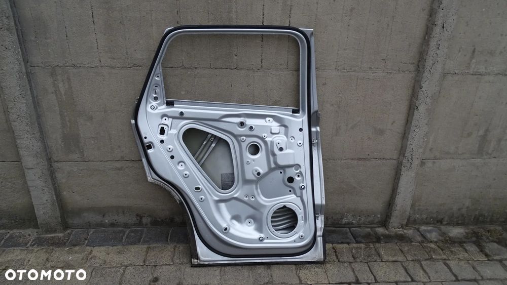 SEAT ATECA 575 - drzwi tylne lewe - 6