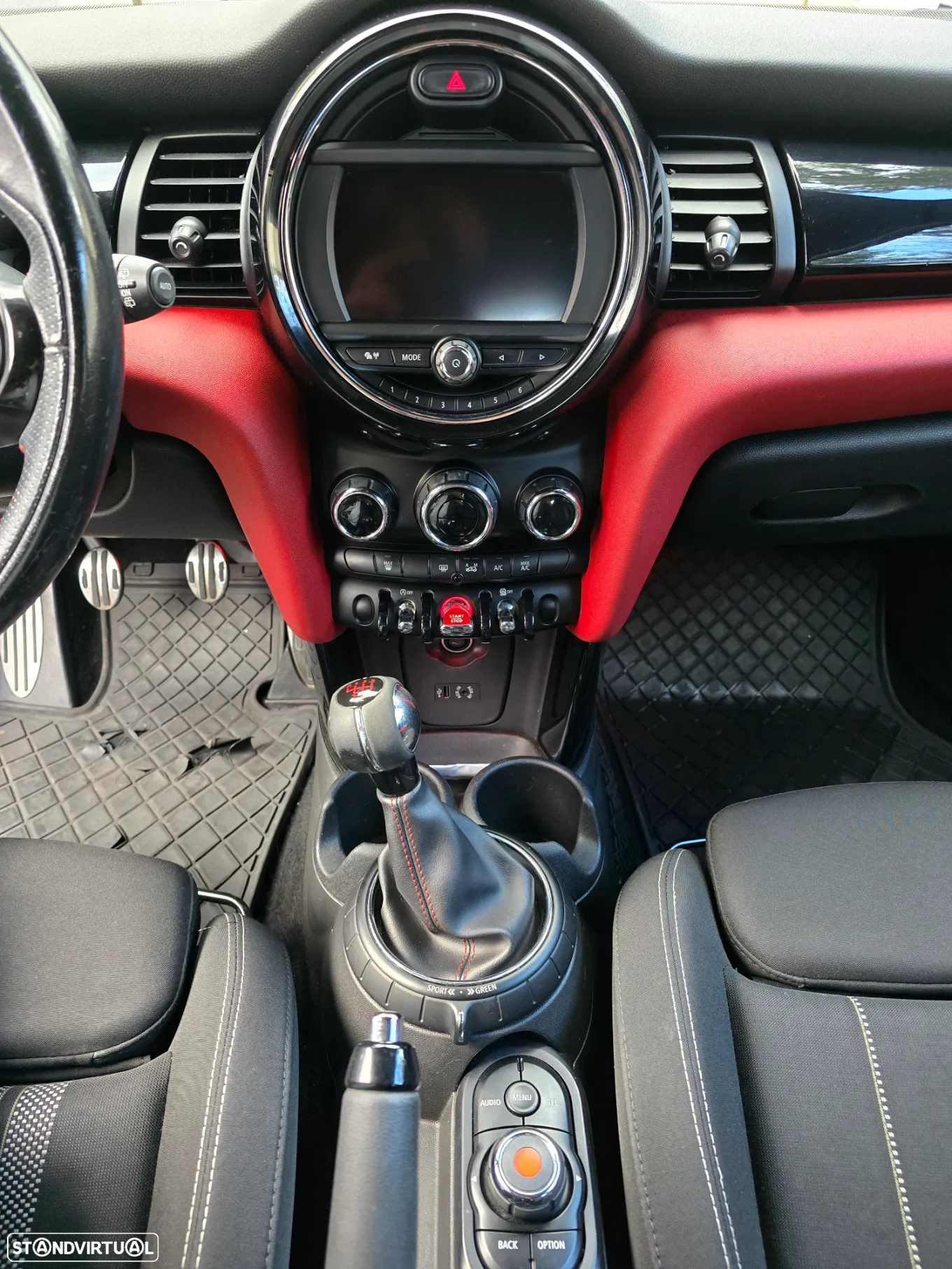 MINI 5 Portas One D - 16