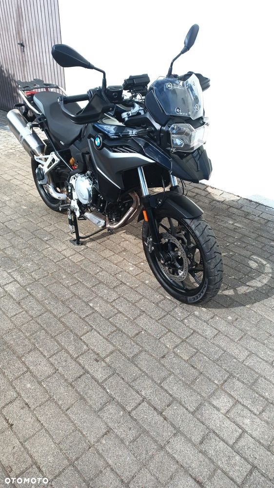 BMW F - 26