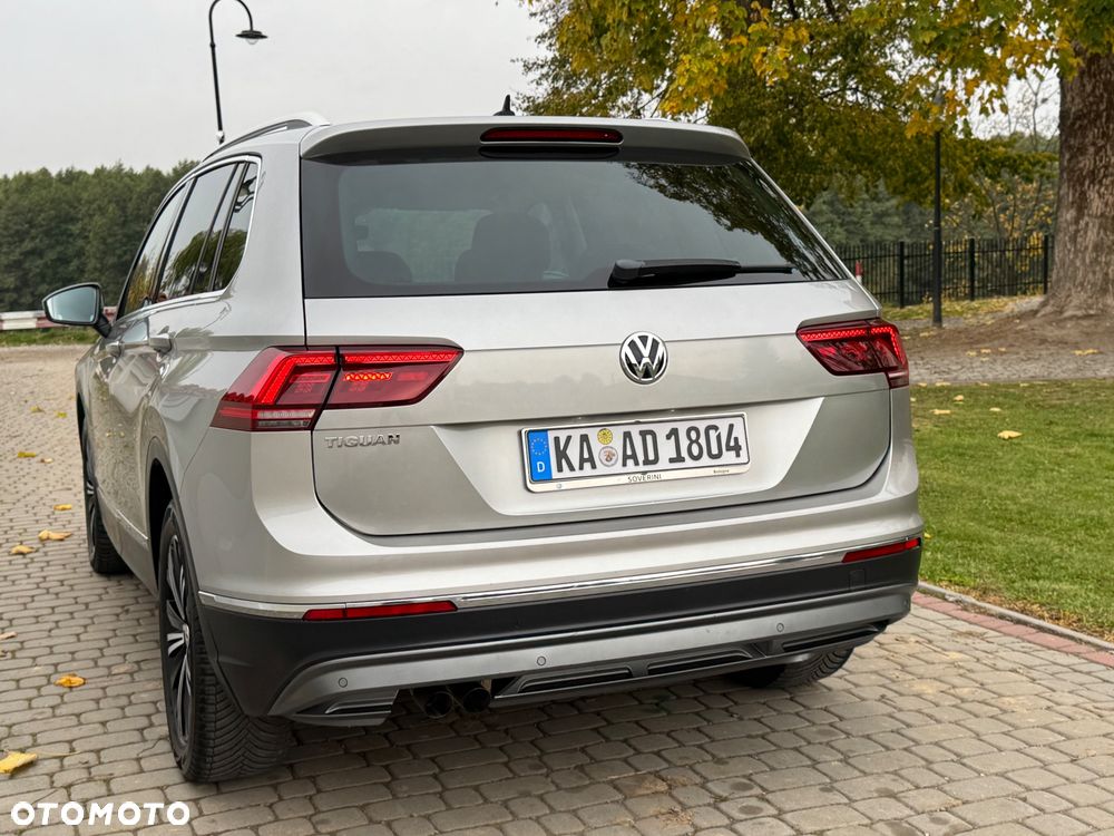 Volkswagen Tiguan - 32