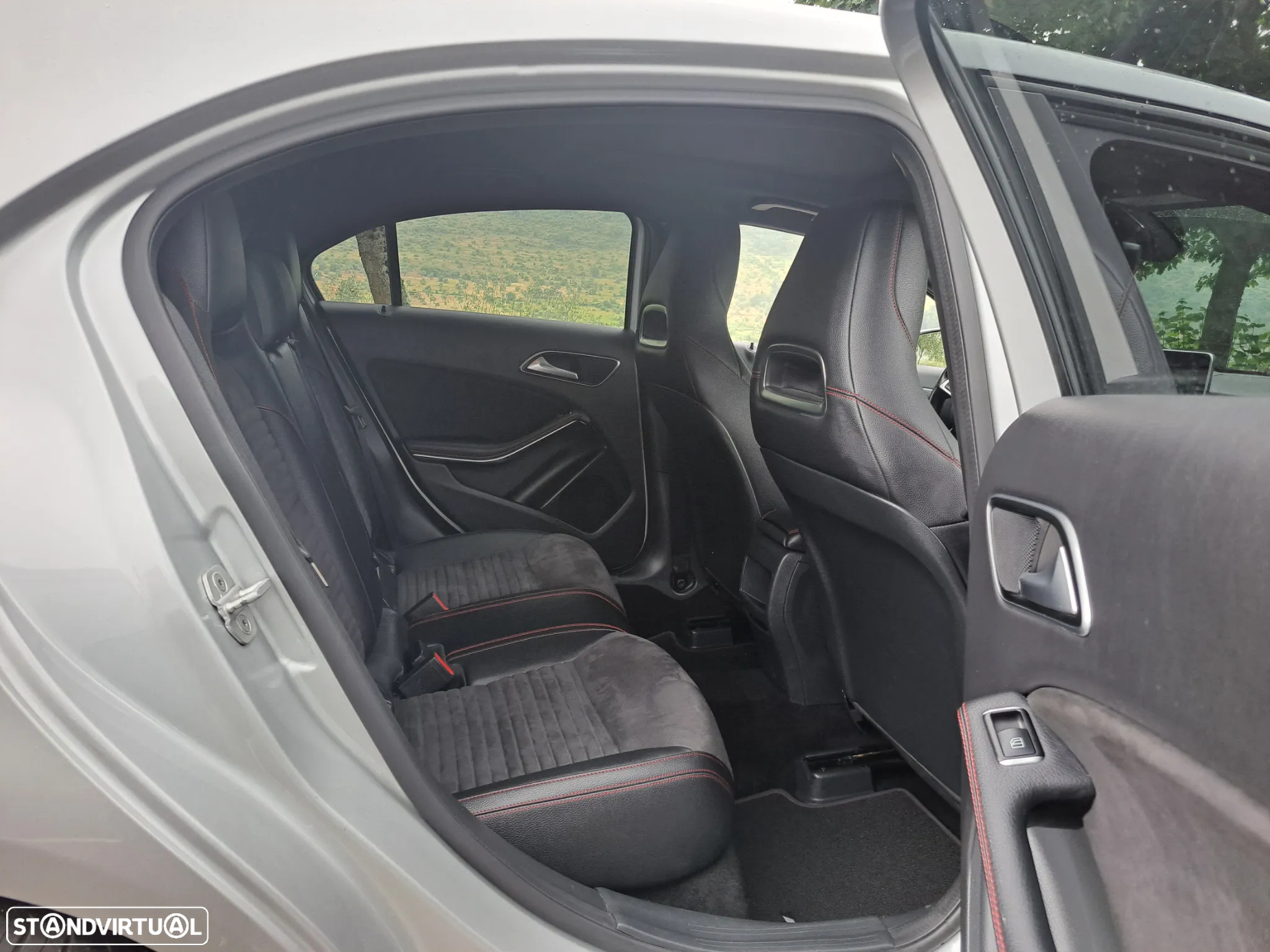 Mercedes-Benz A 200 (BlueEFFICIENCY) AMG Sport - 26