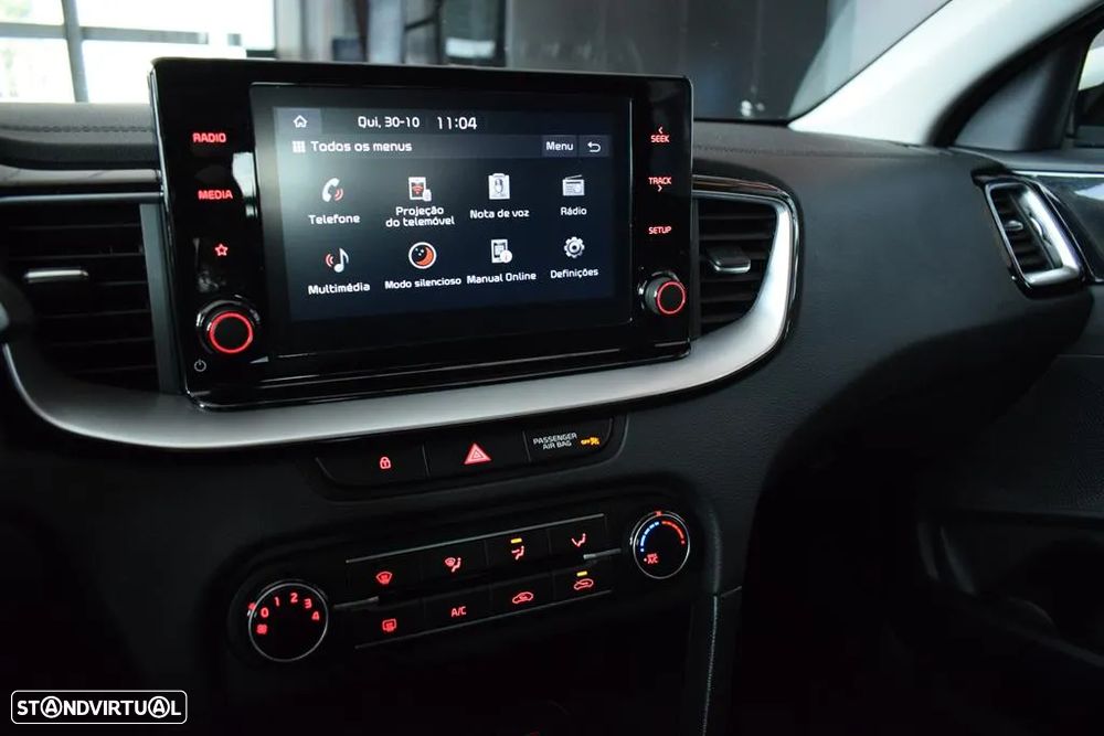 Kia Ceed SW 1.6 CRDi MHEV Dynamic - 18