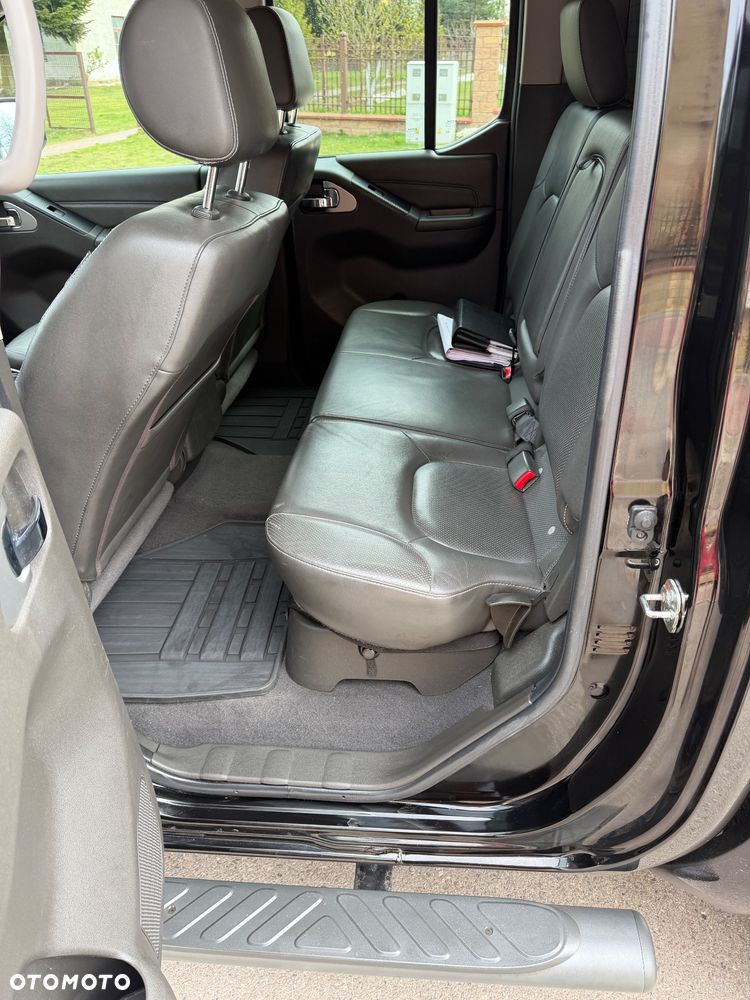 Nissan Navara - 32