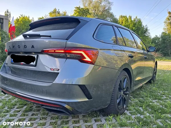 Skoda Octavia 2.0 TSI RS DSG - 4