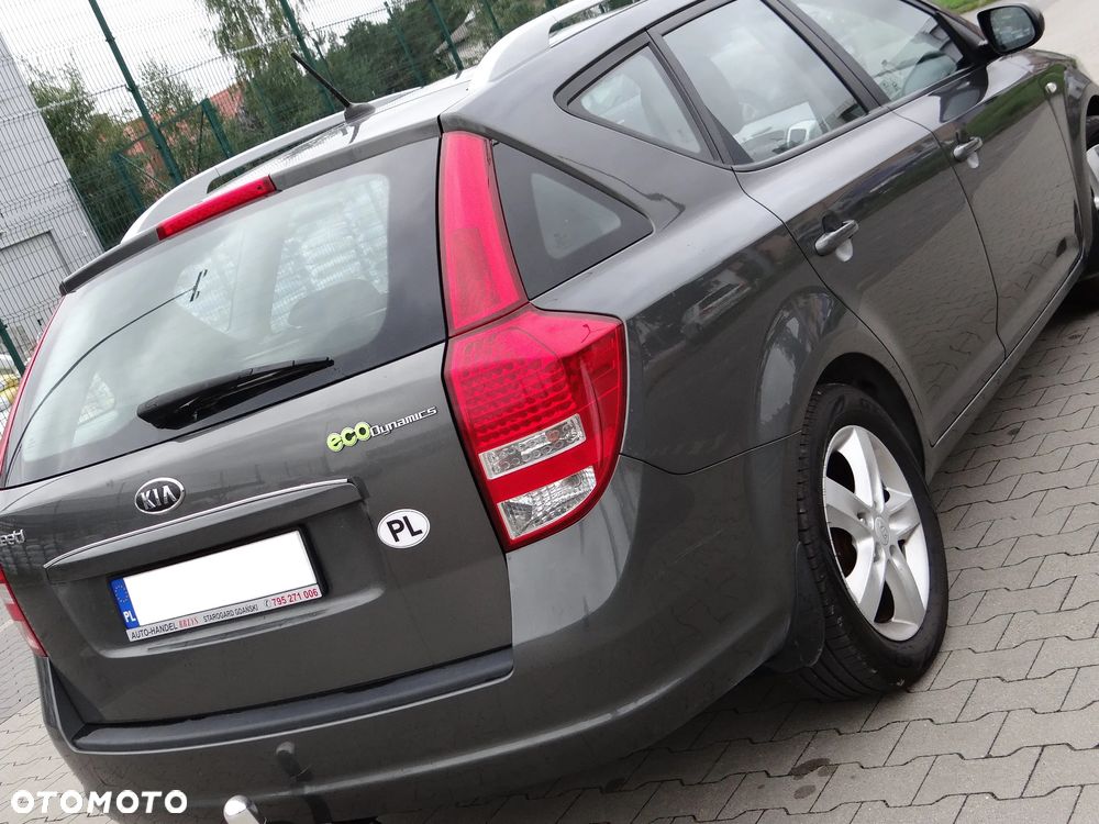 Kia Ceed - 18