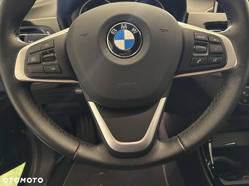BMW X1 sDrive18i - 13