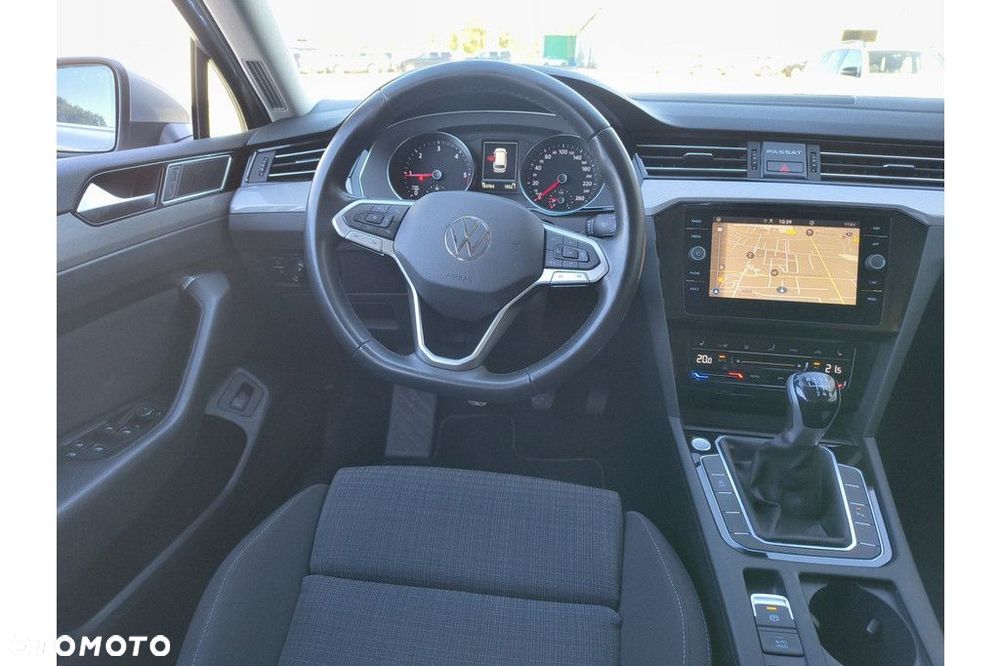 Volkswagen Passat Variant 2.0 TDI EVO Business - 10