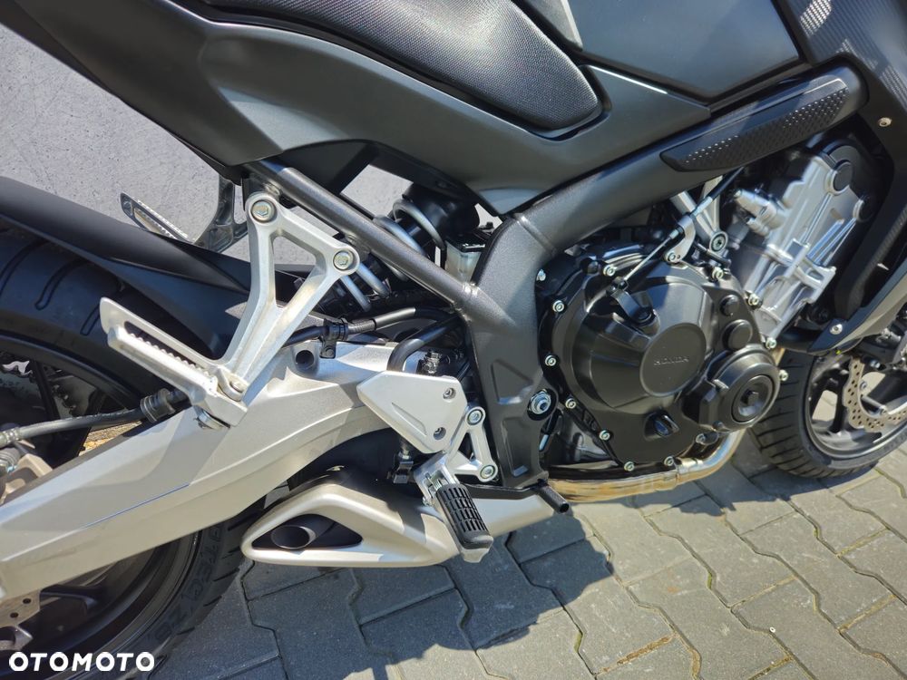 Honda CB - 19