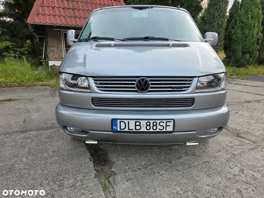 Volkswagen Caravelle 2000 photo 2