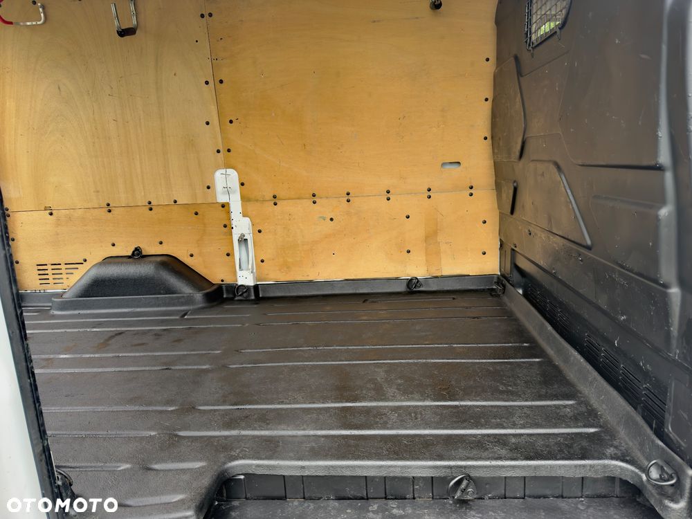 Ford TRANSIT - 13