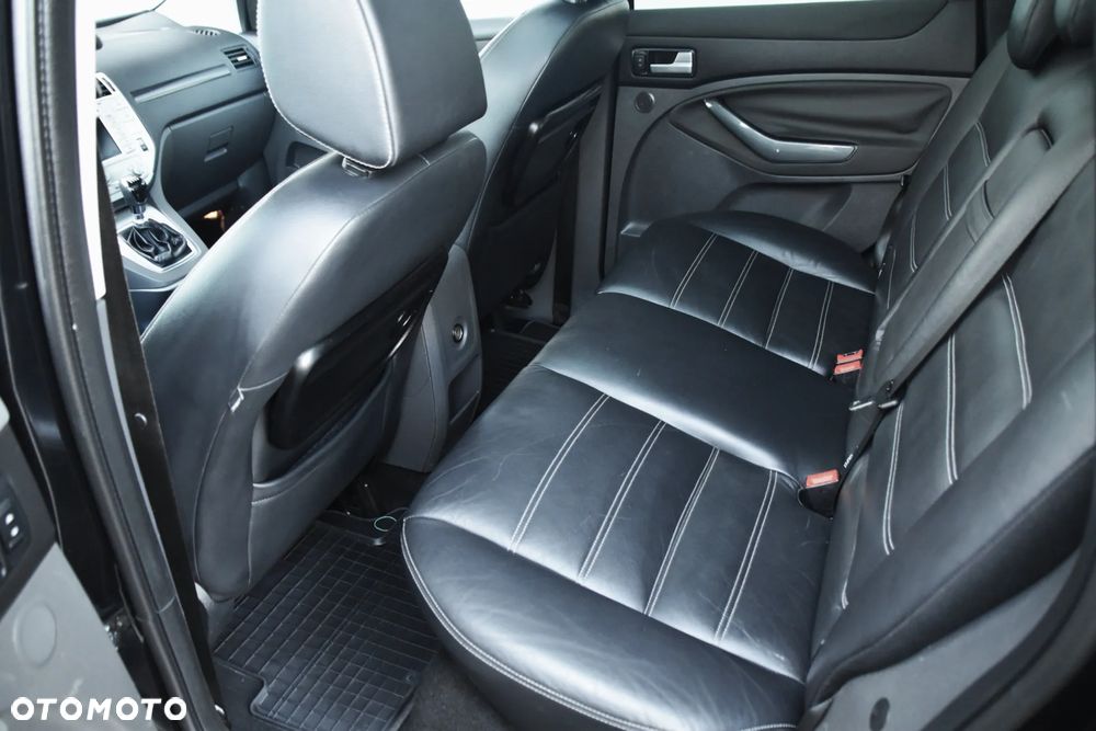 Ford Kuga 2.5 4x4 Titanium - 10