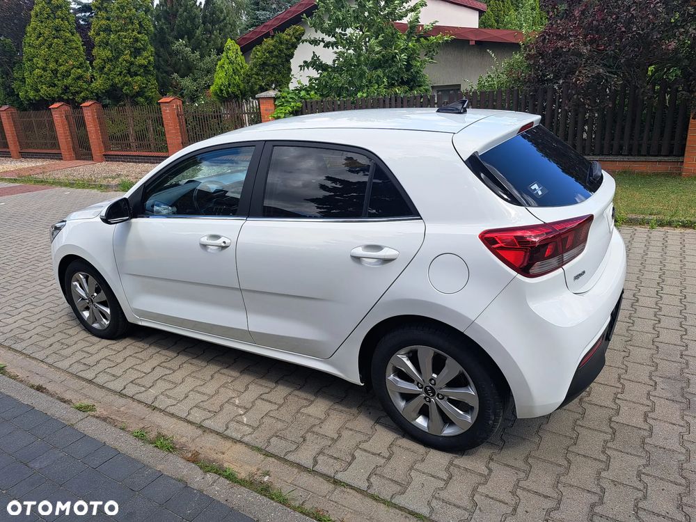 Kia Rio 1.2 L Business Line - 18