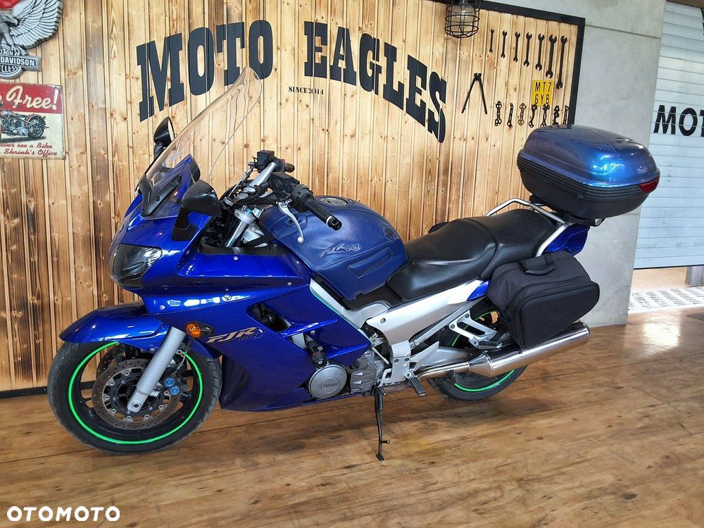 Yamaha FJR - 16