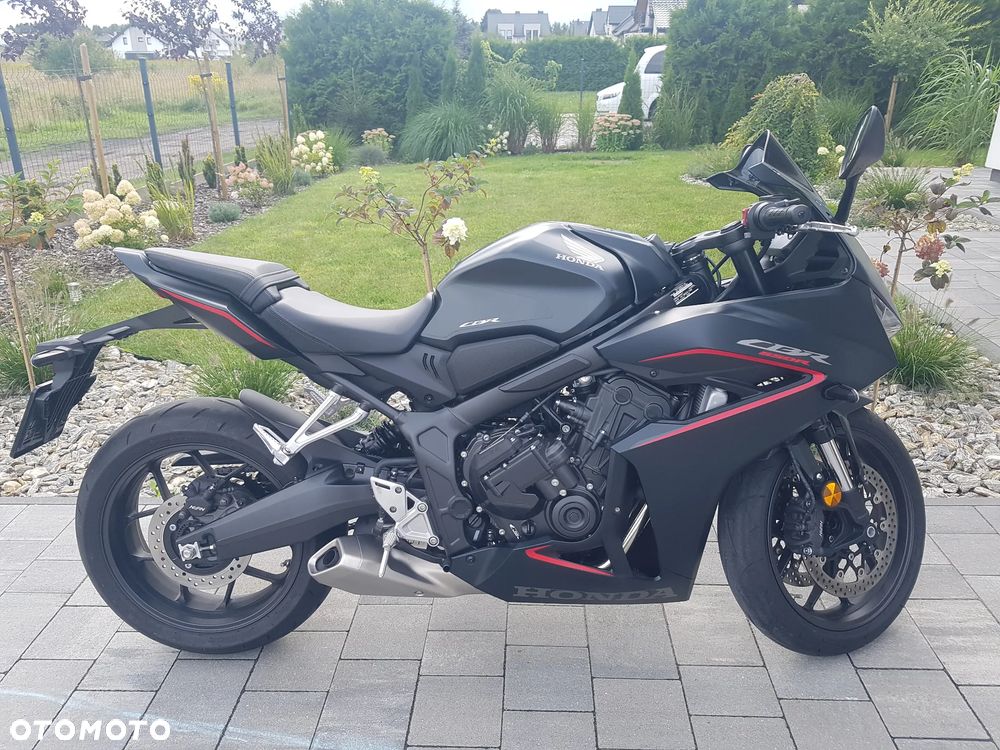 Honda CBR - 1