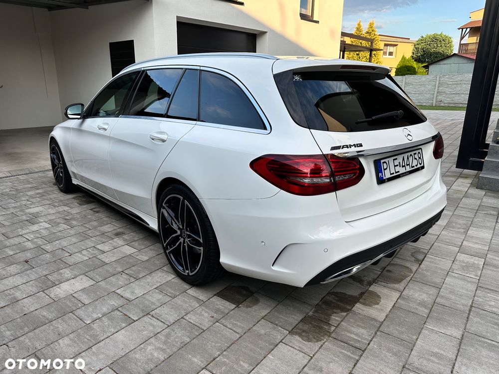 Mercedes-Benz Klasa C 220 d T 9G-TRONIC AMG Line - 4