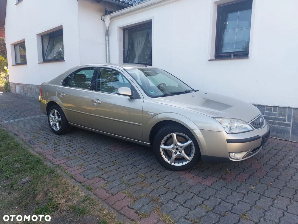 Ford Mondeo - 9