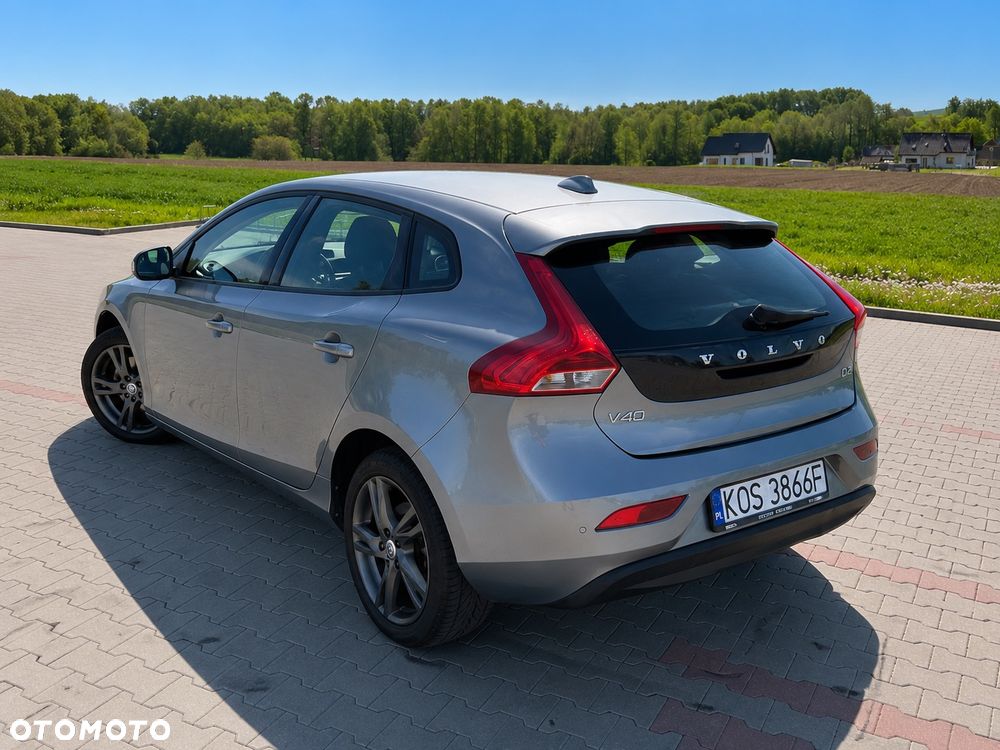 Volvo V40 D2 Kinetic - 2