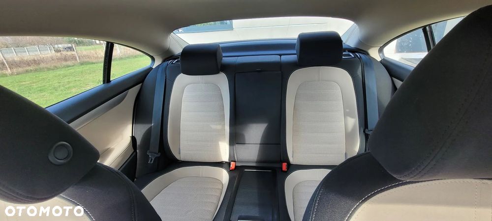 Volkswagen Passat CC 2.0 TDI DPF - 9