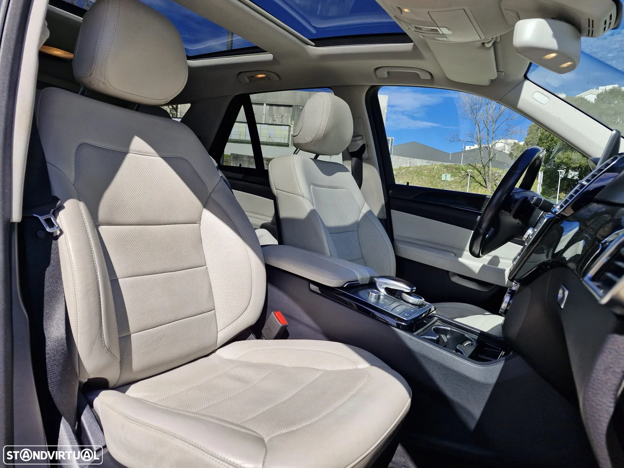 Mercedes-Benz GLE 500 e 4-Matic - 23