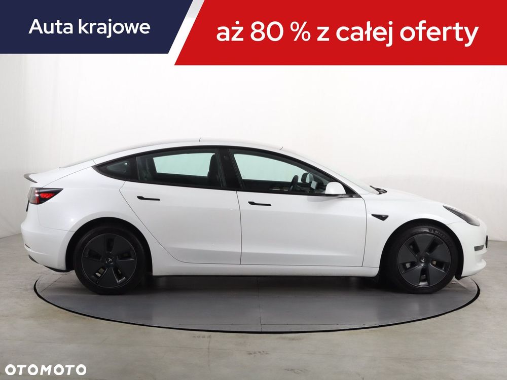 Tesla Model 3 - 7