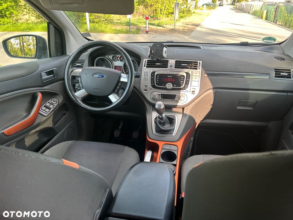 Ford Kuga 2.0 TDCi Titanium - 10
