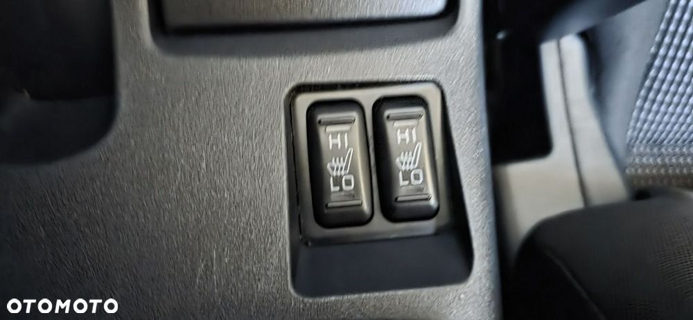 Mitsubishi Lancer - 23