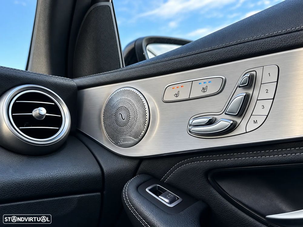 Mercedes-Benz GLC 300 de 4Matic 9G-TRONIC - 9