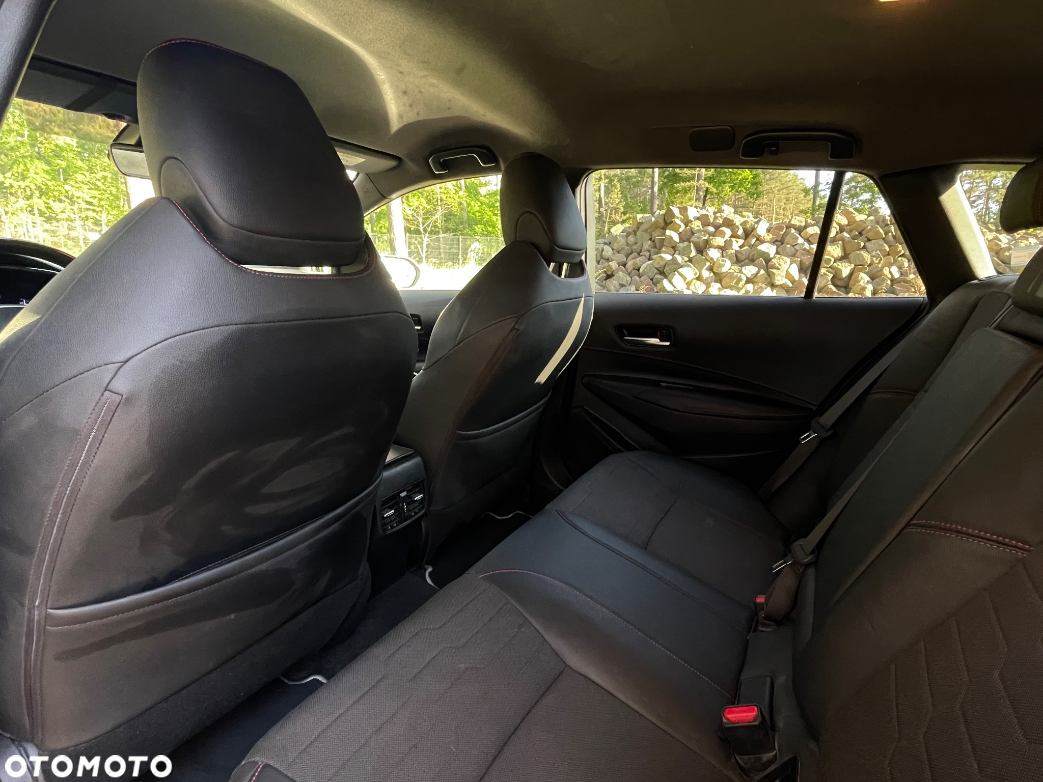 Toyota Corolla - 13