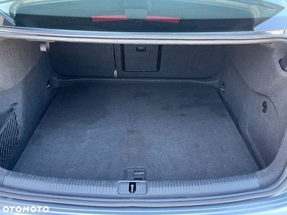Audi A3 Limousine 1.6 TDI design - 21