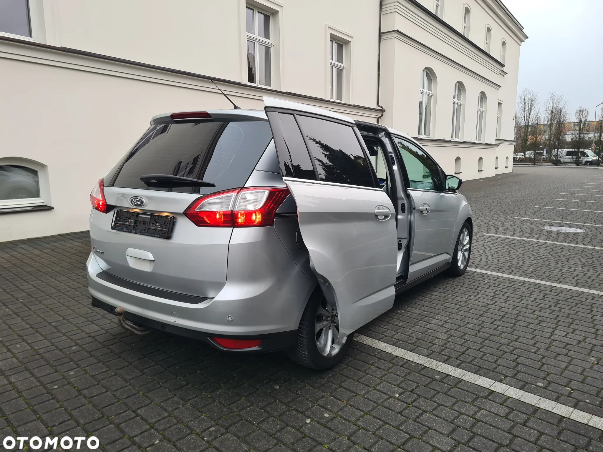 Ford Grand C-MAX 2.0 TDCi Titanium - 8