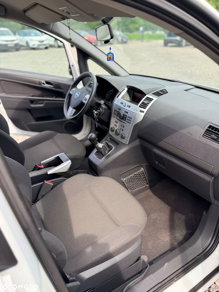Opel Zafira 1.6 ecoFLEX Family - 11