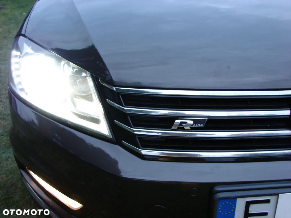 Volkswagen Passat - 17