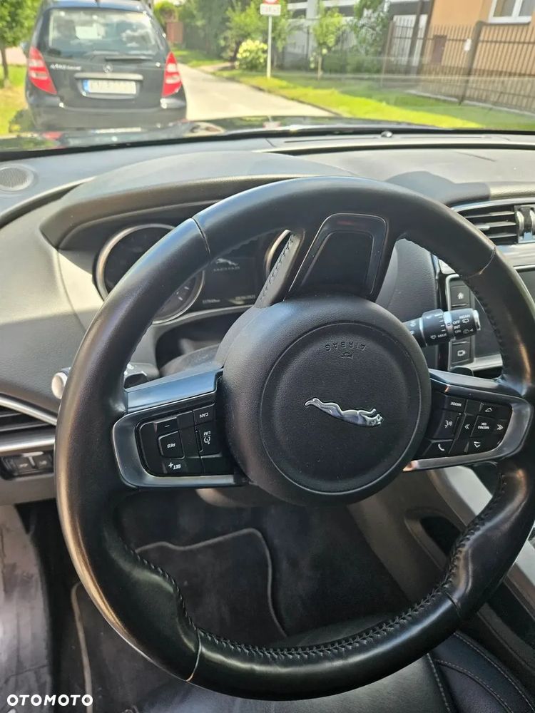 Jaguar F-Pace 2.0 i4D AWD Prestige - 5