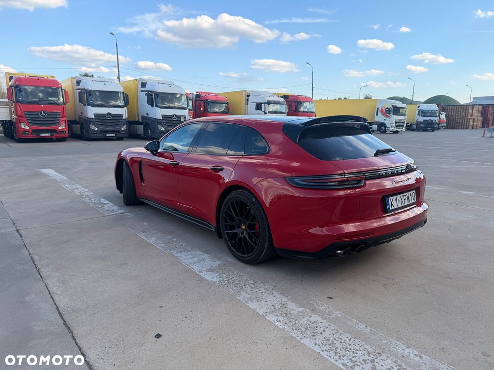 Porsche Panamera GTS GPF - 3