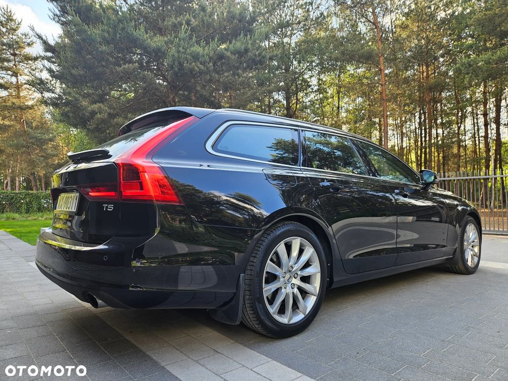 Volvo V90 T5 Momentum - 16