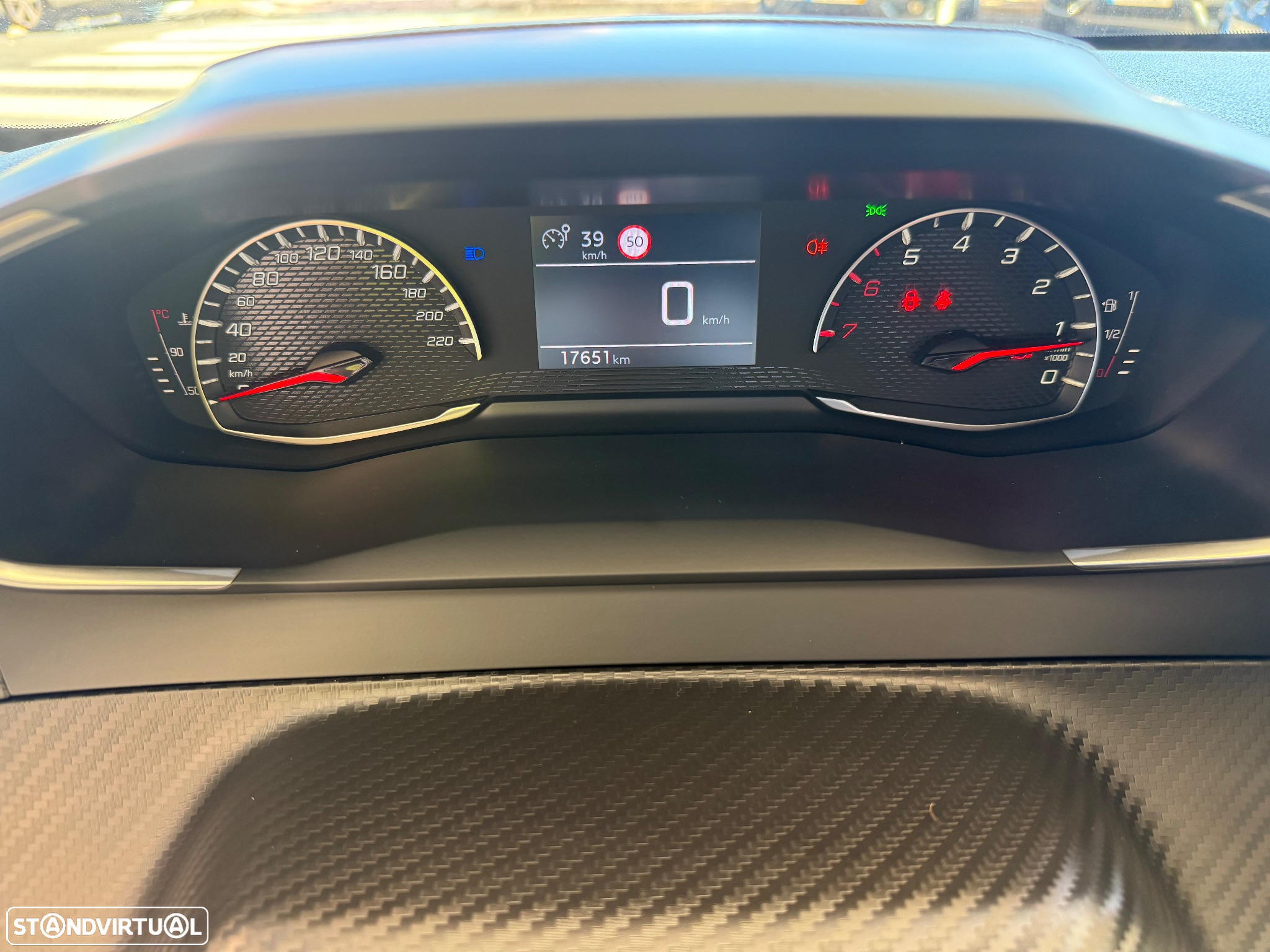 Peugeot 208 1.2 PureTech Active Pack - 32