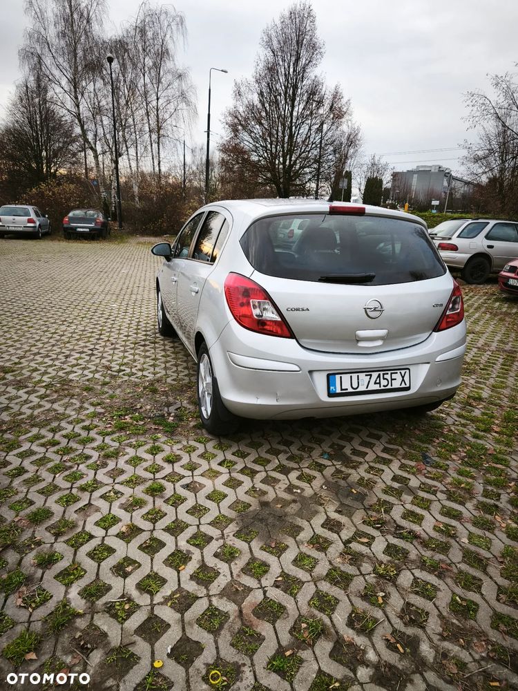 Opel Corsa 1.3 CDTI Enjoy EcoFLEX - 9