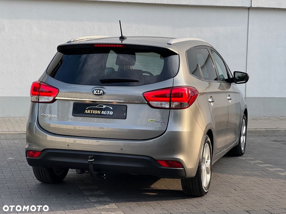 Kia Carens 1.6 GDI XL 7os - 8