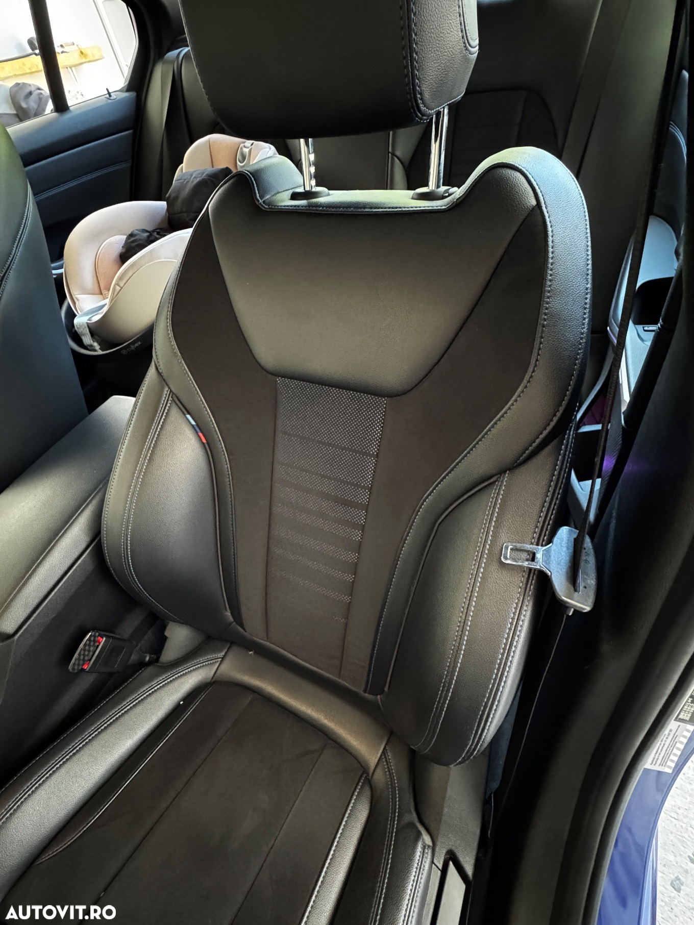 BMW Seria 3 320i AT - 9
