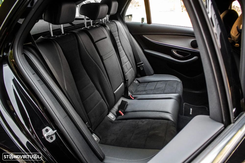 Mercedes-Benz E 300 e AMG Line - 6