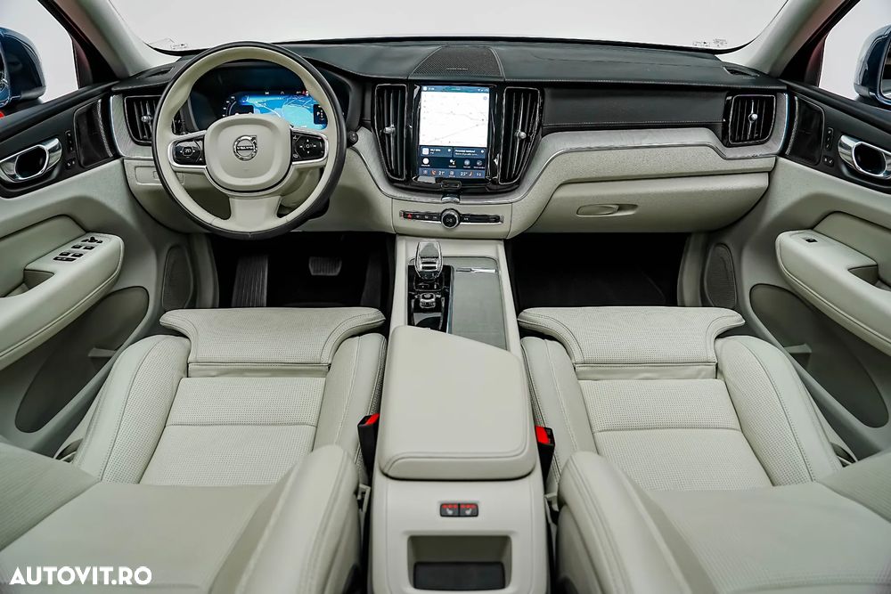 Volvo XC 60 Recharge T6 Twin Engine eAWD Inscription Expression - 14