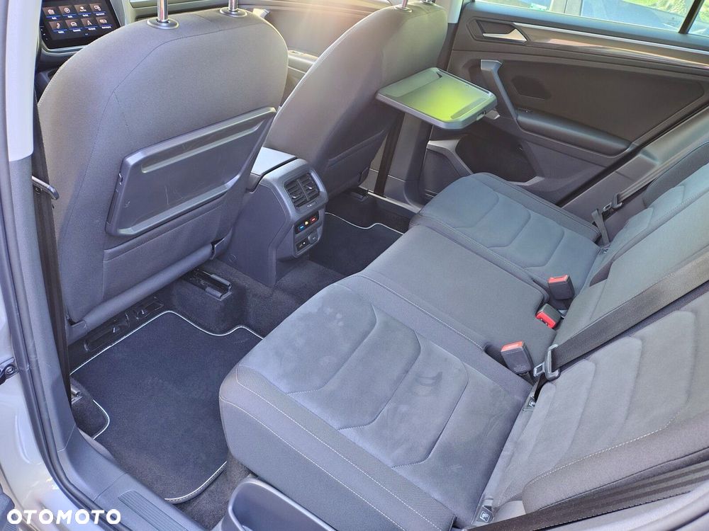 Volkswagen Tiguan - 20