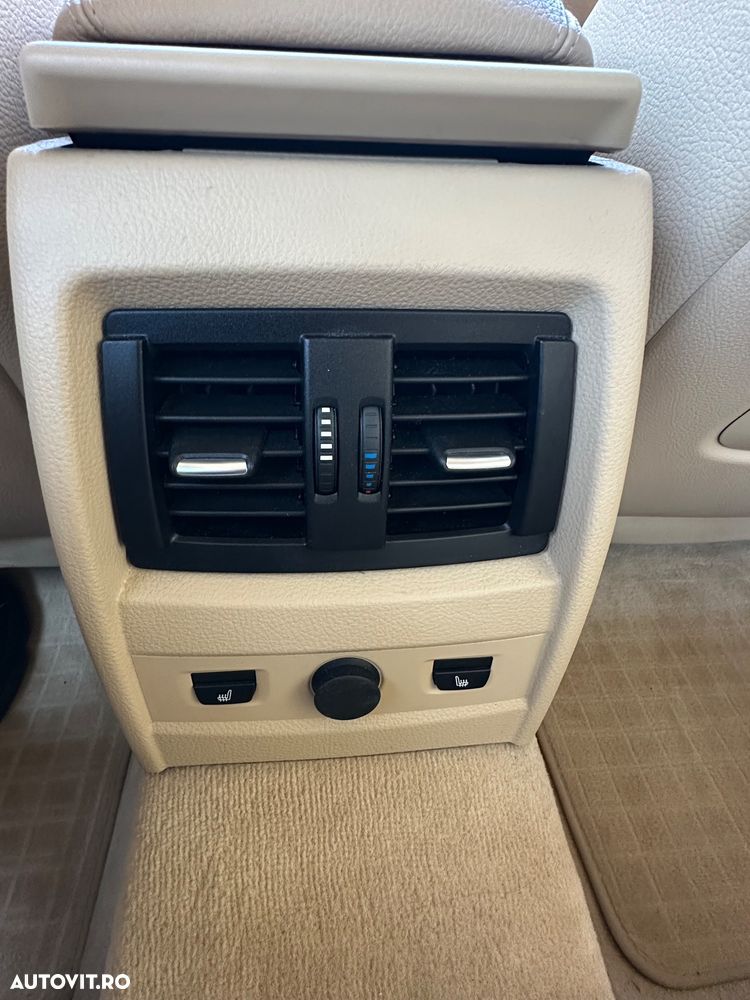 BMW Seria 3 320i Aut. Luxury Line - 15