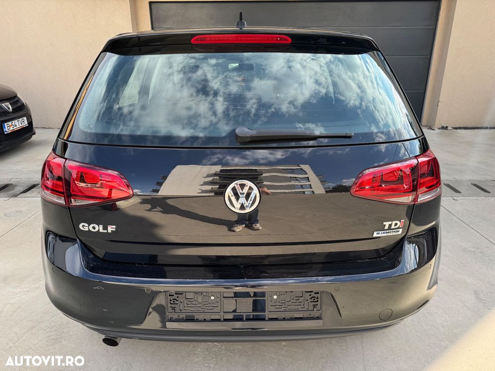 Volkswagen Golf 1.6 TDI BlueMotion Technology Comfortline - 6