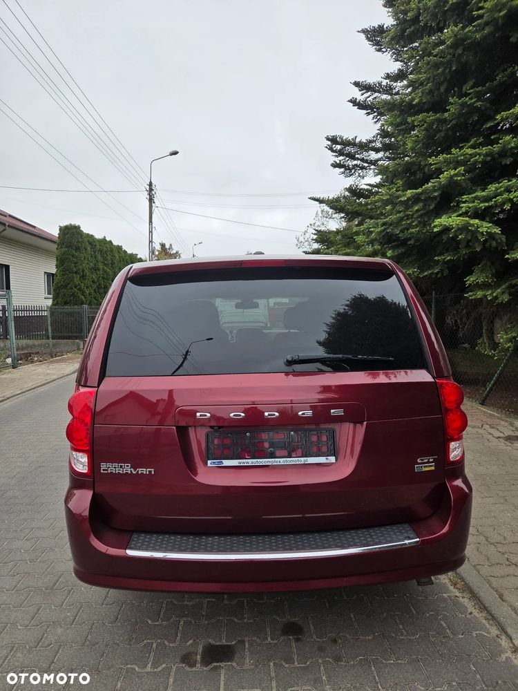 Dodge Grand Caravan 3.6 R/T - 24