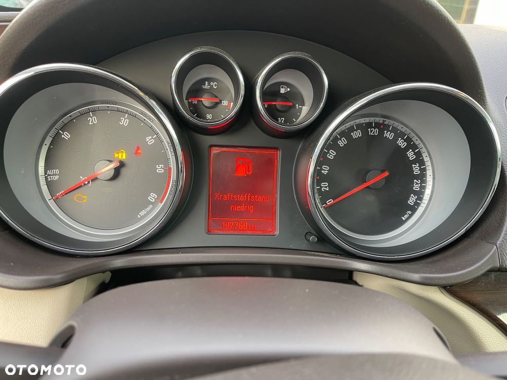 Opel Insignia 2.0 CDTI Design Edition - 13