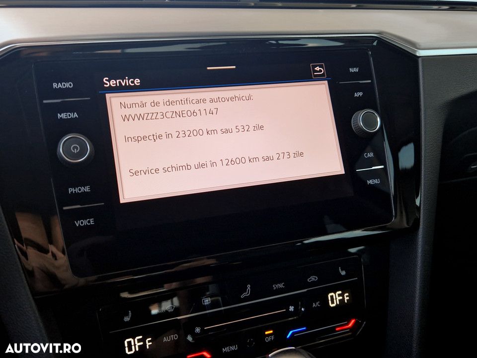 Volkswagen Passat 2.0 TDI DSG Highline - 25