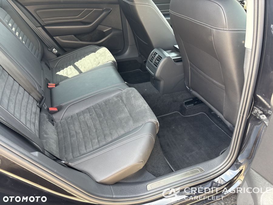 Volkswagen Passat 2.0 TSI Elegance DSG - 16