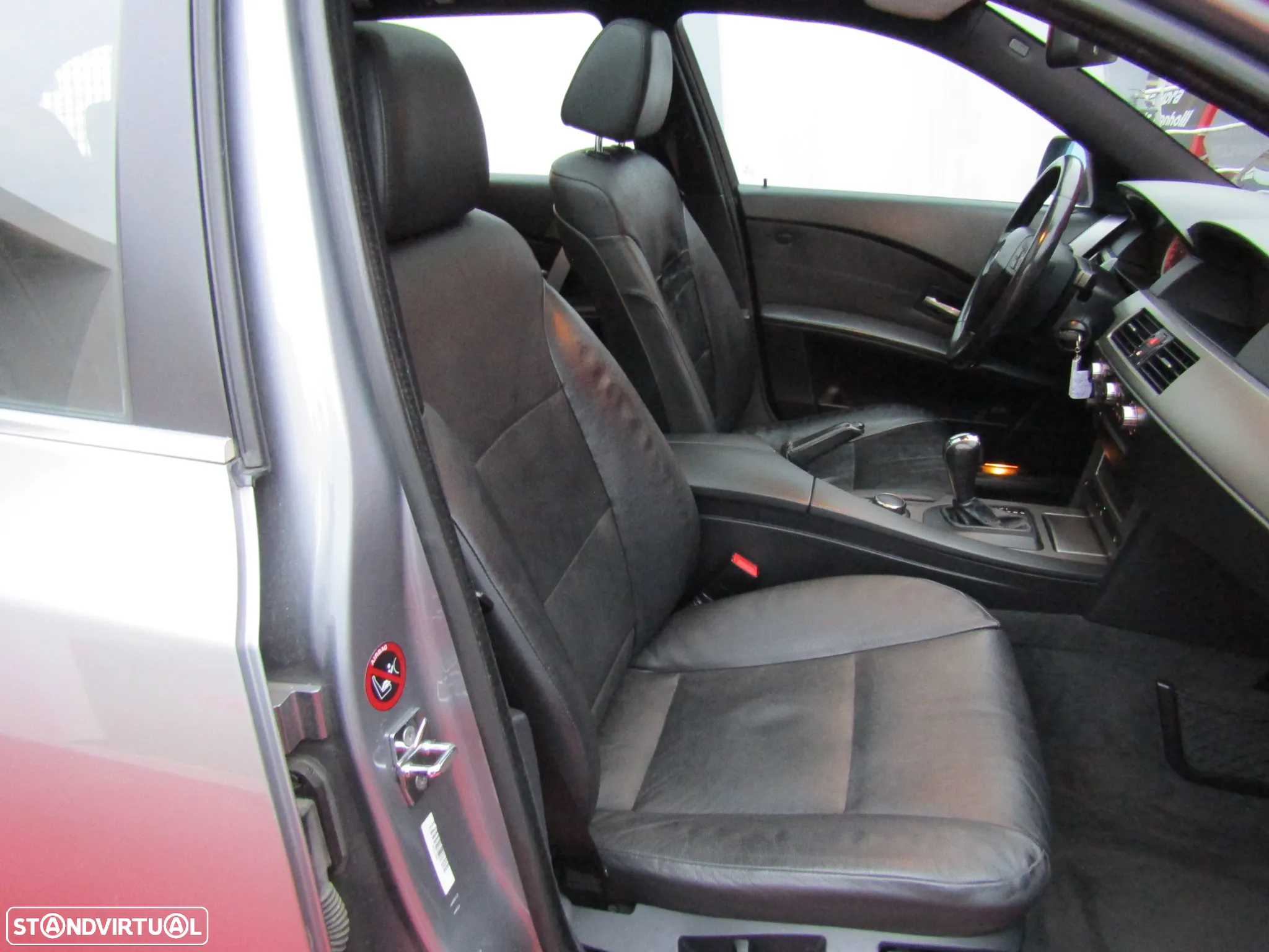 BMW 520 dA Touring - 12