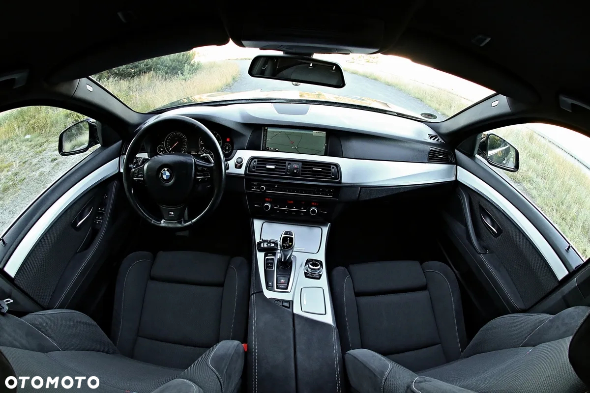 BMW Seria 5 520d Touring Luxury Line - 11